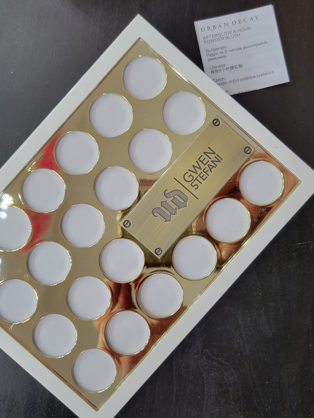 Urban Decay x Gwen Stefani Blush Palette - White & Gold